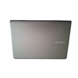 Samsung Série 5 Ultra 13,3 pouces – Core i5 – NP530U3B – 2012