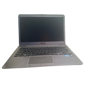 Samsung Série 5 Ultra 13,3 pouces – Core i5 – NP530U3B – 2012